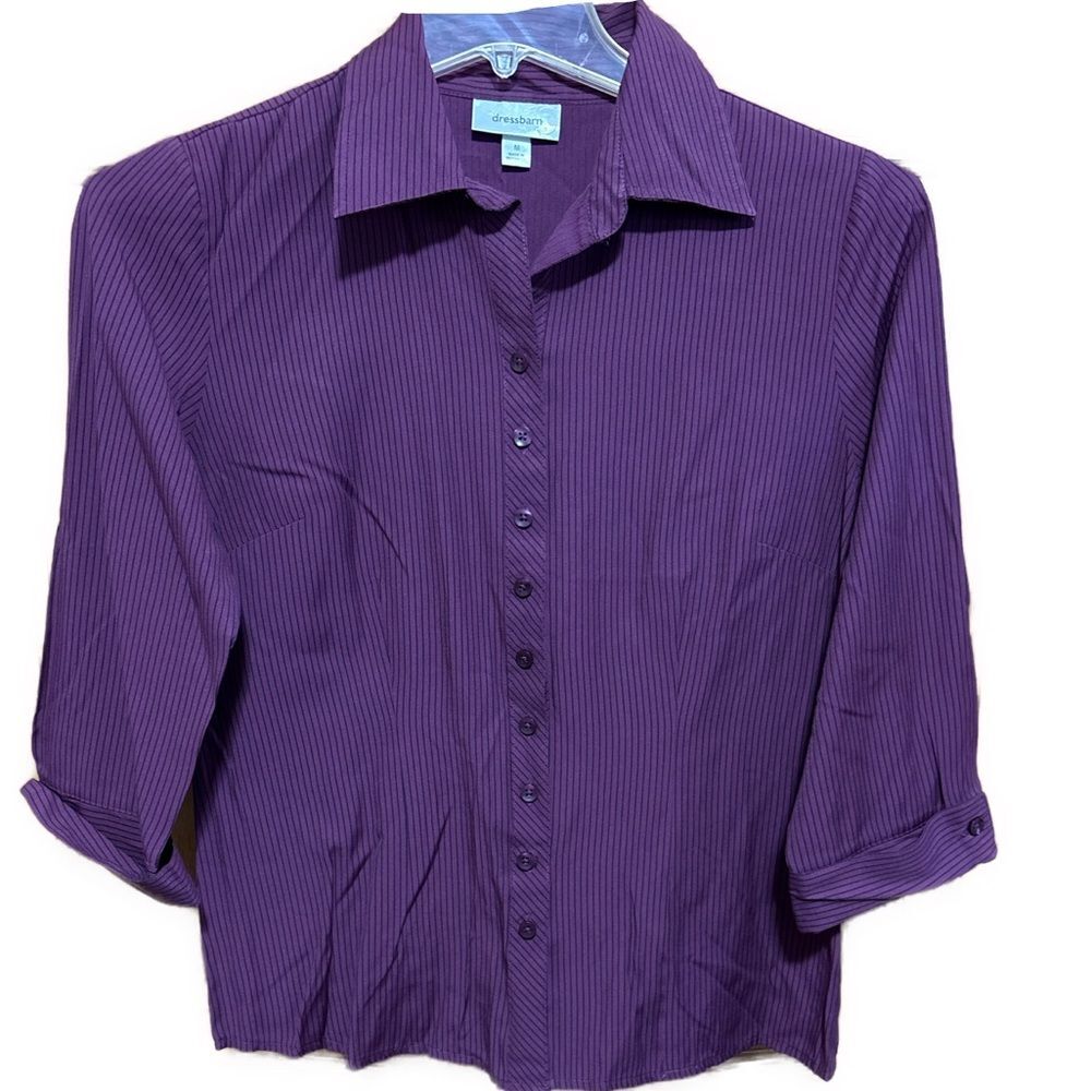 Womens Medium Dressbarn Cranberry and Black Pin Striped Button Down Blouse Shirt